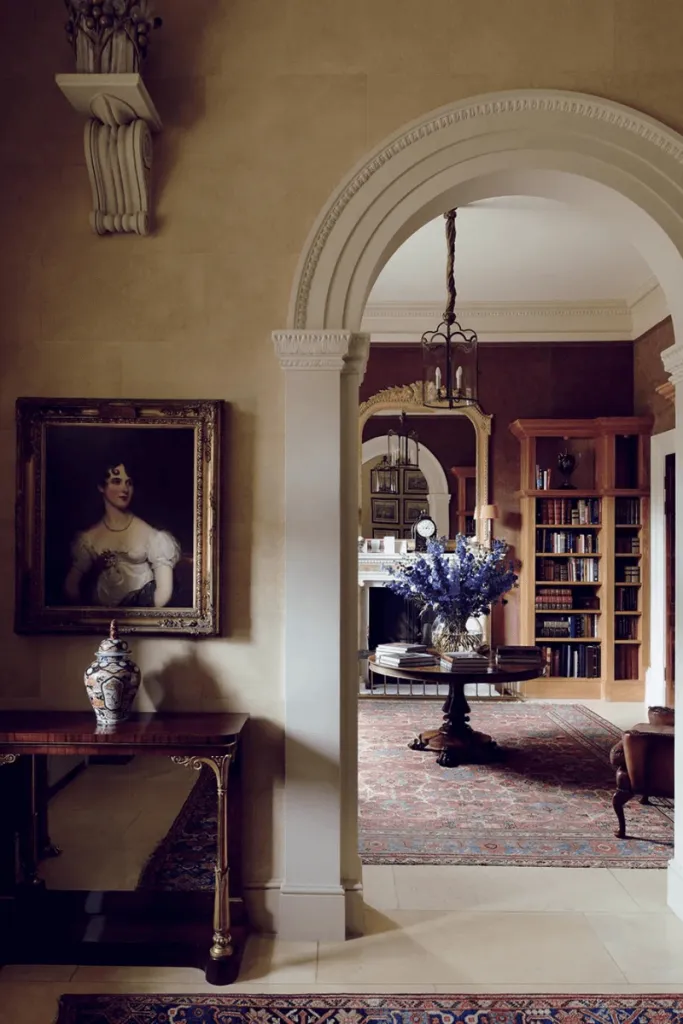 English Country House 